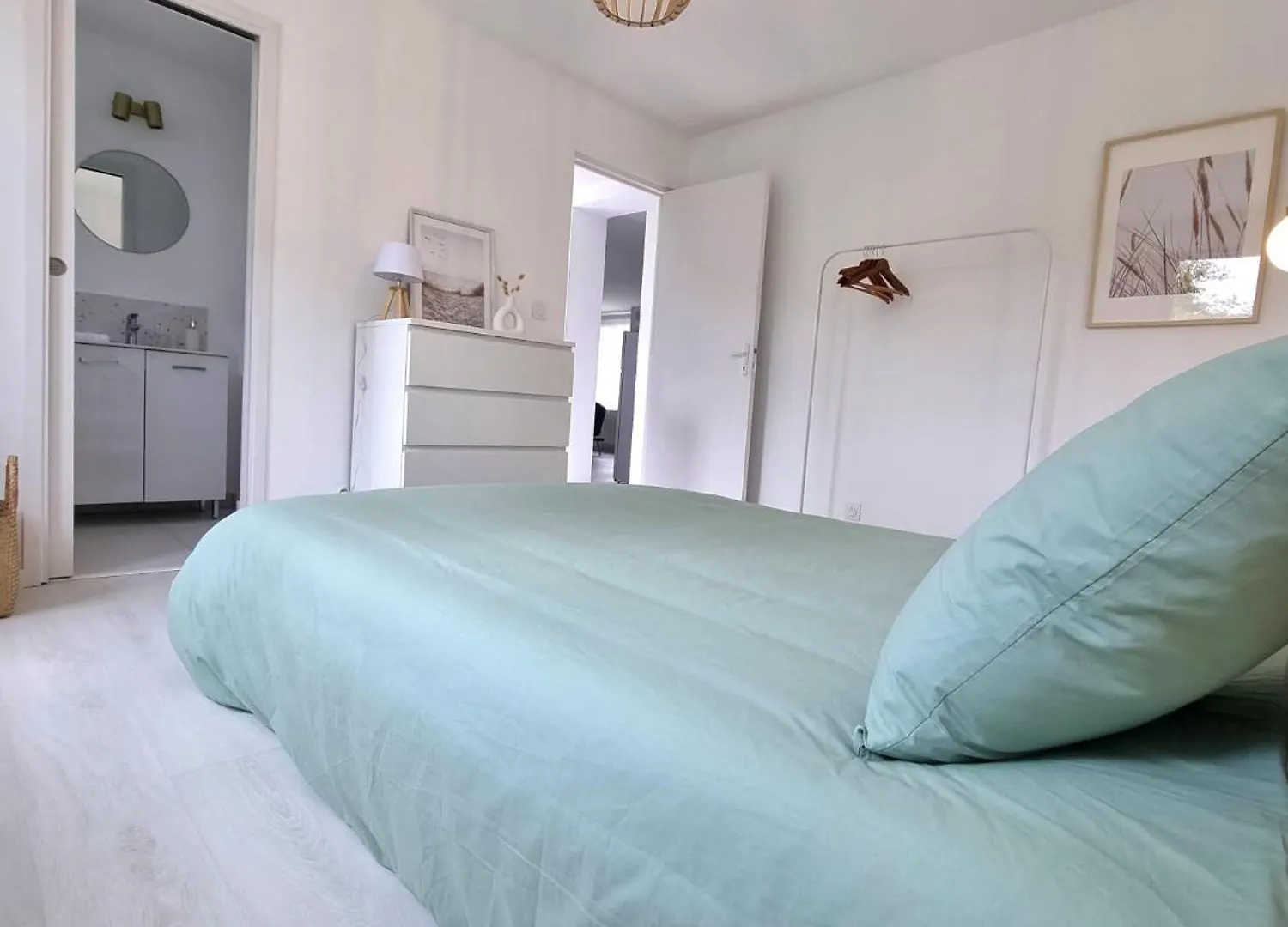 Havre De Paix Du Prieure Spacieux Et Lumineux A 2 Min De La Plage Dinard Apartment